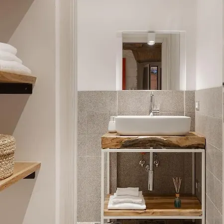 Centro I S. Michele 2 شقة *