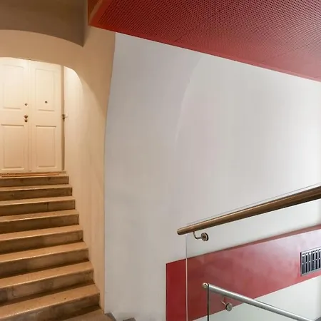 Centro I S. Michele 2 公寓